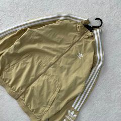 adidas ジャンパー 【LW Bomber Jacket Beige】 - メルカリ