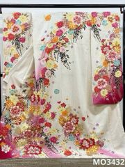 振袖 刺繍 金彩 銀通し 紋意匠 身丈170cm 撥水加工済 MO3432 - メルカリ