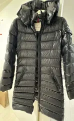 (正規品) 訳ありセール モンクレール ダウン (14A)のサムネイル
