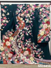振袖 ラメ刺繍 紋意匠 身丈162cm 撥水加工済 MO3718 振袖 金駒 金彩 銀通し 紋意匠 身丈166cm 撥水加工済 MO3414 - メルカリ