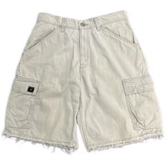 90年代 Levi's リーバイス L2 カーゴショートパンツ アイボリー(メンズ W31)中古 古着 Y3711 90年代 Levi's リーバイス L2 カーゴショートパンツ アイボリー(メンズ