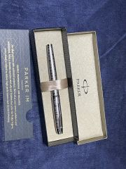 白百合学園中学・高校学校　寄付者限定返礼品　校章入りボールペン　PARKER 白百合学園中学・高校学校 寄付者限定返礼品 校章入りボールペン