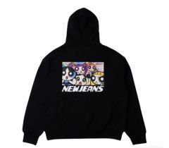 NewJeans ニュジ パーカー - メルカリ