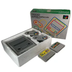 スーパーファミコン 本体 箱付きNintendo 任天堂 ゲームハード【中古】【送料無料】のサムネイル