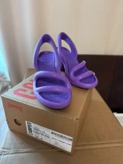 赤字価格 】grape × yvmin 日本未販売 紫可愛い靴 - メルカリ