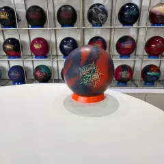 RST クラッシュ（中古ボーリングボール）（おまけ付き※メルカリshop取引では対象外、リース地加工可能）のサムネイル