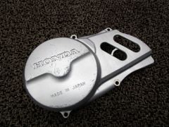 希少 美品 HONDA ホンダ CD50 ジェネレーターカバー 鏡面仕上げ - メルカリ