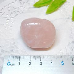 天然石】ローズクォーツ 蛇のカービング☆置物 - メルカリ
