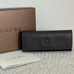 【箱付き】【未使用品】ロエベ ヴィンテージ 4連 キーケース 鍵入れ レディース アクセサリー レザー アナグラム 4連 ゴールド金具  ブラウン系 服飾 小物 メンズ  LOEWE Vintage Keycase 22510のサムネイル