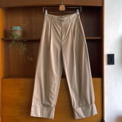 Nala コクーン チノパンツ ベージュ M - メルカリ