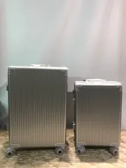 【Sサイズ・Mサイズ セット販売】スーツケース SとMサイズ 　シルバー 　キャリーケース SC902-20/24-svのサムネイル