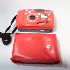 サンリオ ポチャッコとキティーちゃん フイルムカメラ - メルカリ