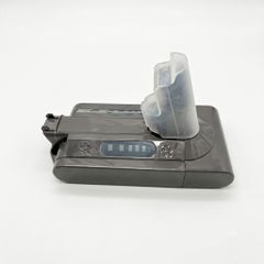 ☆ジャンク品☆ dyson v8 fluffy extra バッテリー切れ - メルカリ
