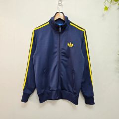 や*す様 ［最終値下げ］アーセナルトラッスーツ(上下) - メルカリ