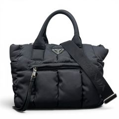 6/16価格改定】PRADA 極美品 プラダ サフィアーノ ロゴ メタル 二
