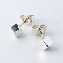 【研磨済】Calvin Klein スクエア ピアス 両耳用 ペア silver925 カルバン・クラインのサムネイル