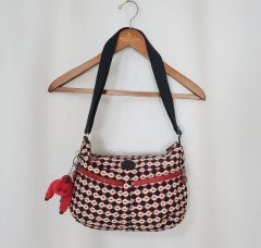未使用品✨】キプリング ショルダーバッグ 斜掛け 軽量 多収納 花柄 