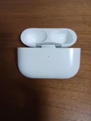 （正規品）Apple AirPods Pro 第2世代 充電ケースのみ USB-C A2968 純正品