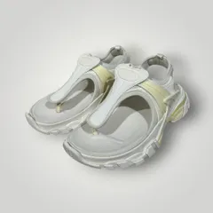 バレンシアガ　BALENCIAGA　トラックサンダル　TRACK SANDAL　ホワイト　白　トングサンダルのサムネイル