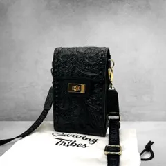 Carving Tribes カービングトライブス GRACE CONTINENTAL グレースコンチネンタル スマホショルダー スマホポーチ ミニショルダー ポシェット サコッシュ レザー 本革 カービング ブラック 黒 ターンロック レディース 3083のサムネイル