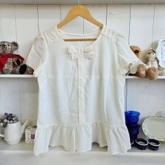 ニコ⭐︎様　新品　リボンデザインフリルシアーブラウス ニコ⭐︎様 新品 リボンデザインフリルシアーブラウス - メルカリ