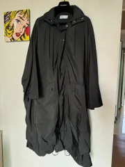 バレンシアガ Opera rain coat BLACKのサムネイル