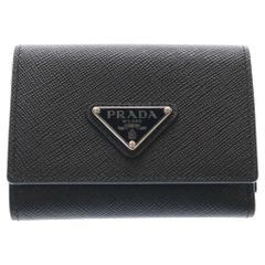 PRADA 三つ折り財布 サフィアーノレザー ブラック - メルカリ