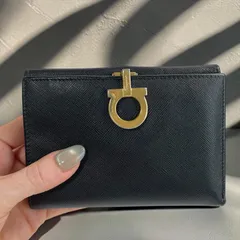 Salvatore Ferragamo 二つ折り財布 ガンチーニ ブラックのサムネイル