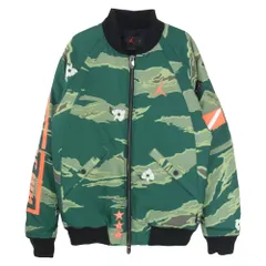 NIKE ナイキ AT9005-010 JORDAN BRAND ジョーダンブランド ASW GFX JACKET カモ柄 ロゴプリント 中綿 フライトジャケット ブルゾン カーキ系 XS【中古】のサムネイル