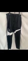 美品】Nike Universa DRI-FIT ヨガパンツ ブラック L - メルカリ