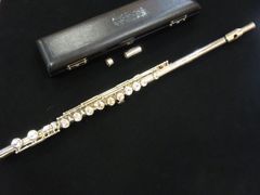 Altus 1107 銀製フルート カバード C足 2025年購入 タンポ新品 - メルカリ