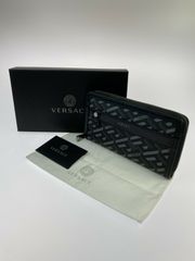 VERSACE 未使用品 イタリア製 グレカ柄型押し レザー 長財布 ブラック VERSACE 未使用品 イタリア製 グレカ柄型押し レザー 長財布 ブラック