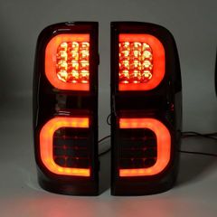 ハイエース トヨタFLX-200-CLクラシックテールランプ ヴァレンティ