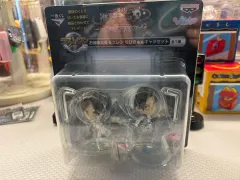 進撃の巨人 デニム リーバイ エレン ちびきゅん フィギュア 2種セット