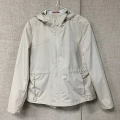 プラダスポーツ 40 GORE-TEX ナイロンジャケット ベージュ - メルカリ