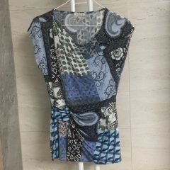 美品】VIVIENNE TAM Vネック 金魚 パワーネット カットソー S - メルカリ