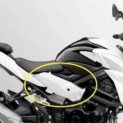 SUZUKI GSX750E　4型　純正カウル SUZUKI GSX750E 4型 純正カウル - メルカリ