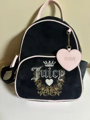 JUICY COUTURE ジューシークチュール バックパックのサムネイル