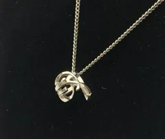 値下げ❗️Saint Laurent サンローラン カサンドラ ペンダント ネックレス シルバーのサムネイル