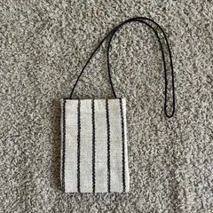 新品 未使用 アーバンリサーチ ポシェット 夏 おしゃれのサムネイル