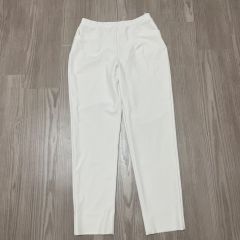 ピノーレ】(38)美品超伸縮レーヨン混テーパードタックパンツ白後ろゴム 