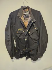 バブアー インターナショナル 正規品 ジャケットのサムネイル