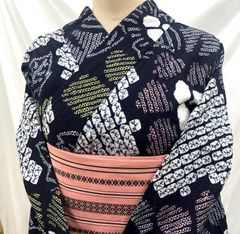 有松鳴海絞り 浴衣 花柄 黒地 トールサイズ 裄68 美品 (カ) - メルカリ