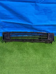 トヨタ ヴォクシー ZWR80G ZRR80G ZRR85G 純正 フロントバンパー ロアグリル 53112-28260 (1927)のサムネイル