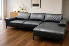 GMJK222○LIVING HOUSE / リビングハウス WEBB ウェッブ カウチソファ 本革 ダークグレー モダン 現行 定価約81万円 モデルルーム展示品のサムネイル