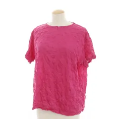 【中古】ミー イッセイミヤケ me ISSEY MIYAKE クラッシュ加工 ポリエステル系 半袖Ｔシャツ ショッキングピンク【サイズ表記なし(Mサイズ位)】【レディース】のサムネイル