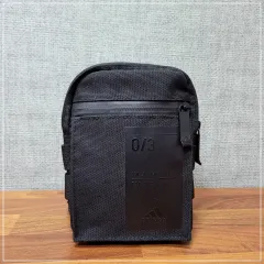 @163 アディダス ブラック ミニクロスバッグのサムネイル