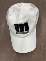 MGロゴ ホワイトキャップ美品 - メルカリ