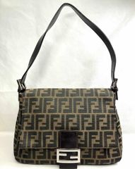 FENDI フェンディ ズッカ柄 ショルダーバッグ マンマバケット - メルカリ