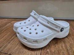Crocs クロックス W4 210サイズのサムネイル